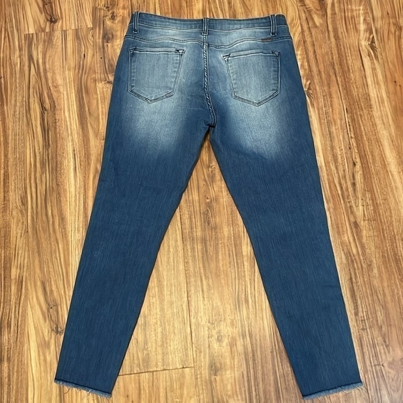 Kancan women’s jeans 13 30 cropped ankle distressed mid high rise blue denim - Picture 5 of 9